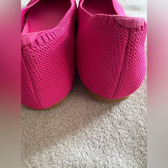 Vivaia Claire Women's Vibrant Pink Ballet Flats - Picture 13 of 13